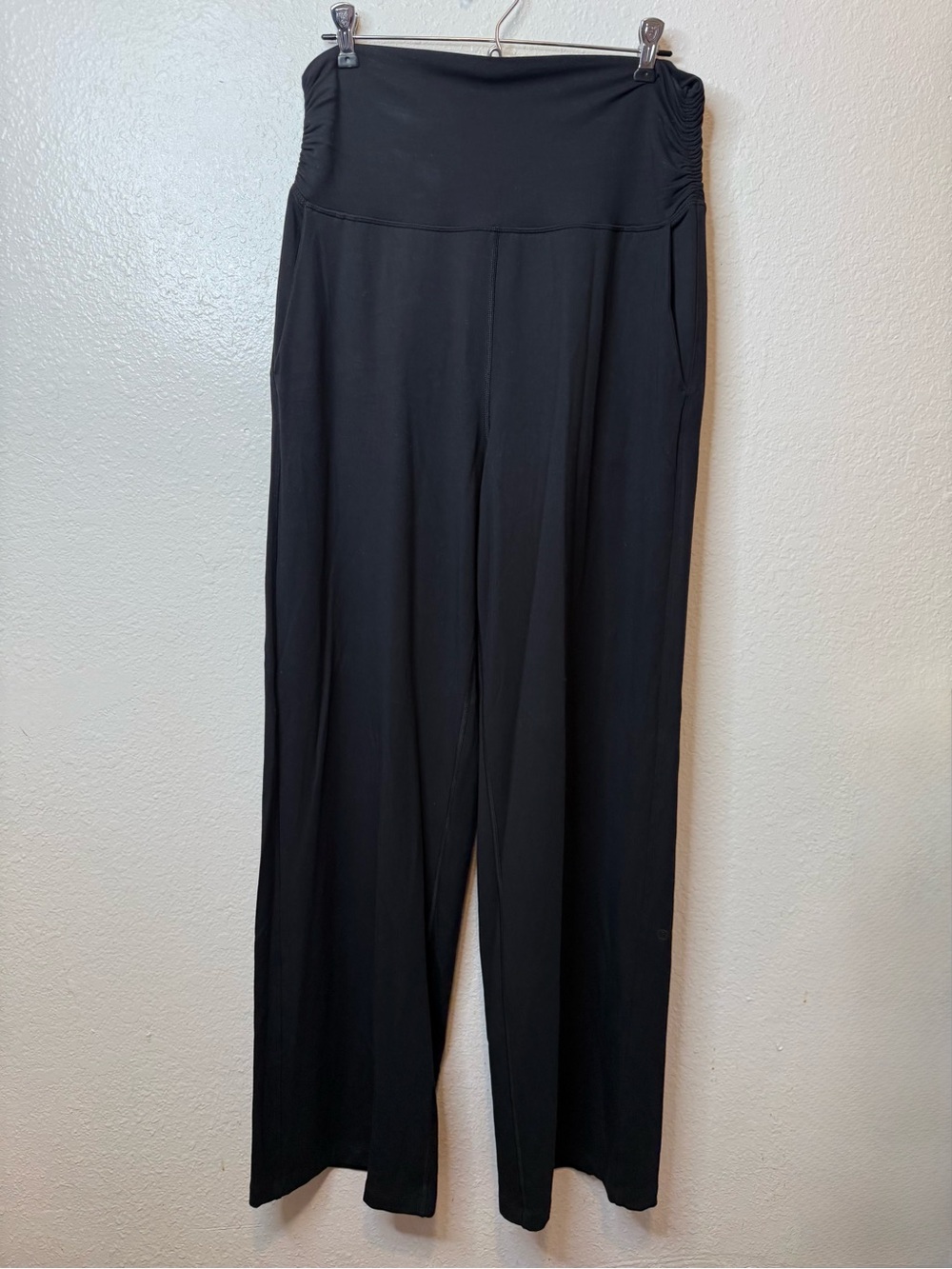 Lululemon Black Take it Easy Wide Leg Pants Size 10 Yoga Lounge Meditation Comfy